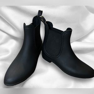 Jeffrey Campbell Black Pull on Ankle Chelsea Rain Boots